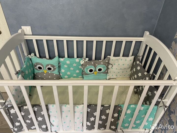 Детская кроватка с маятником+матрас+бортики