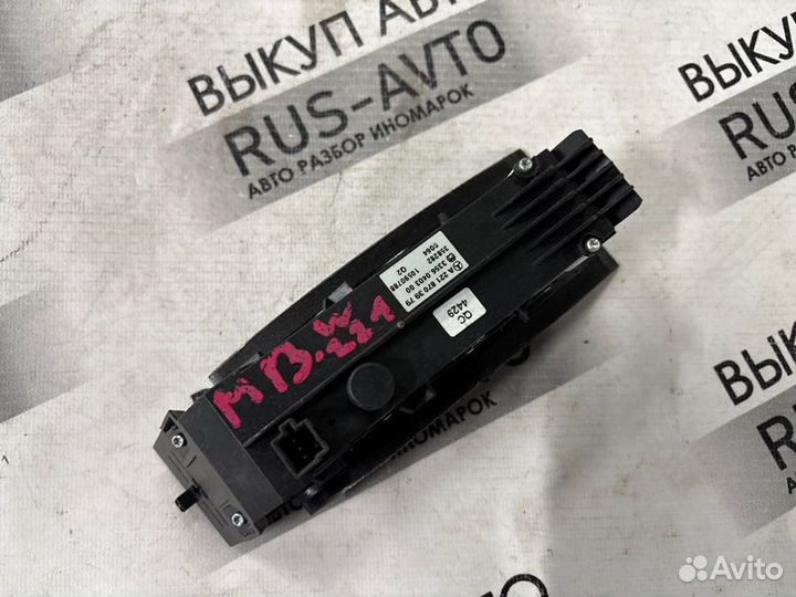 Блок кнопок Mercedes S W221 2008