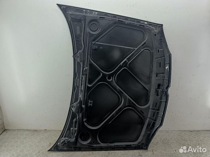 Капот Volkswagen Golf 3