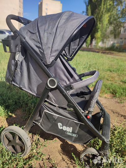 Коляска прогулочная