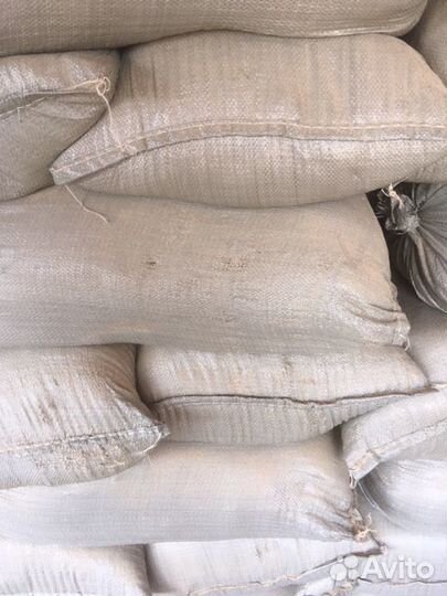 Опилки березовые в мешках