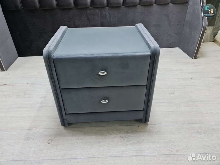 Тумба прикроватная
