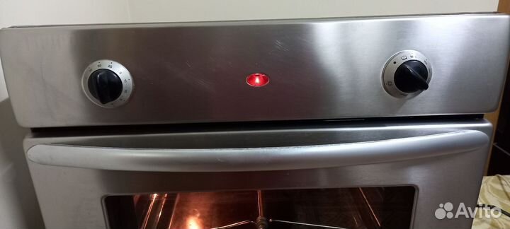 Духовой шкаф
