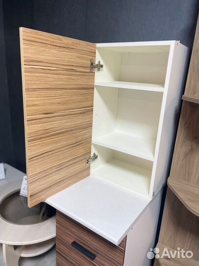 Кухонный шкаф и тумба