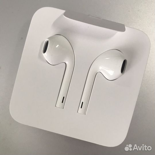 Проводная гарнитура Apple EarPods (Lightning)