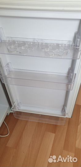 Холодильник Бирюса