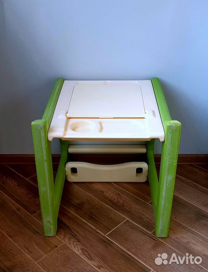 Детский столик-парта