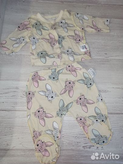 Детские вещи для новорожденных