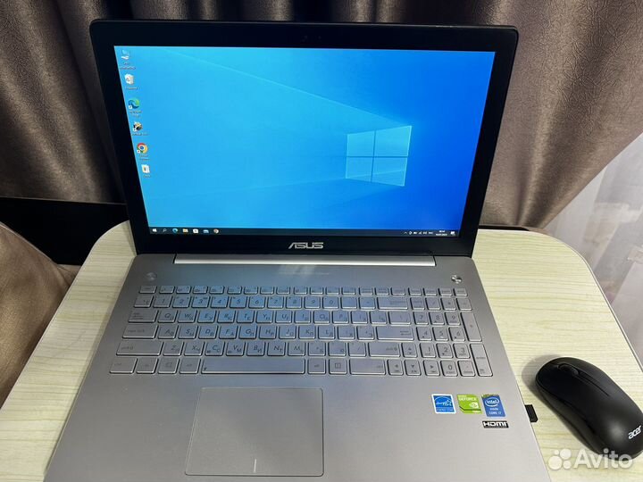 Ноутбук asus