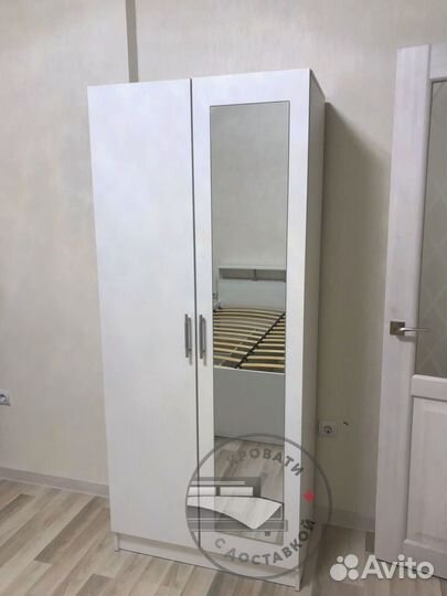 Шкаф распашной