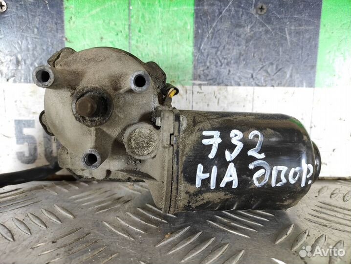 Моторчик стеклоочистителя передний Opel Omega B