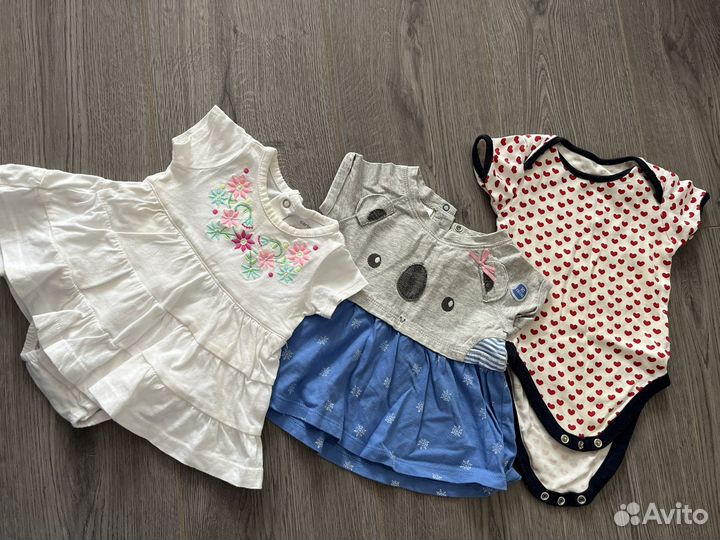 Вещи на девочки 0-3 мес. Пакетом