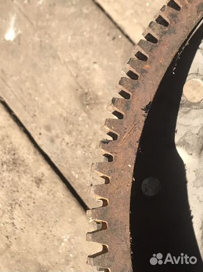 Маховик двигателя Nissan Navara D40/ YD25