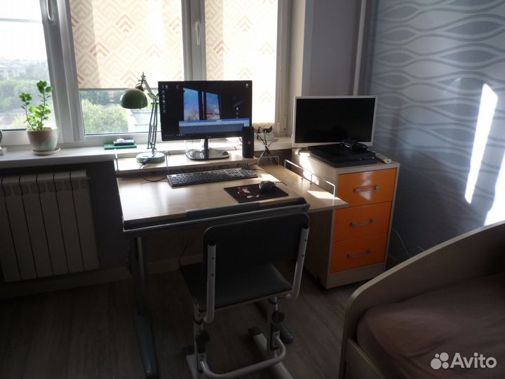 Растущие стол -парта деми и стул