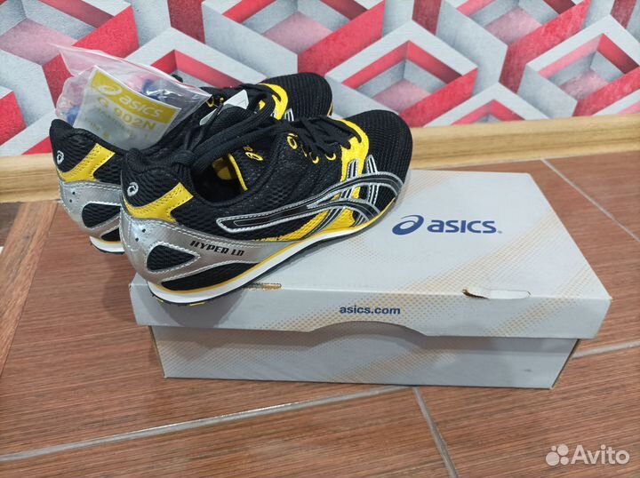 Шиповки Asics hyper ld G902N