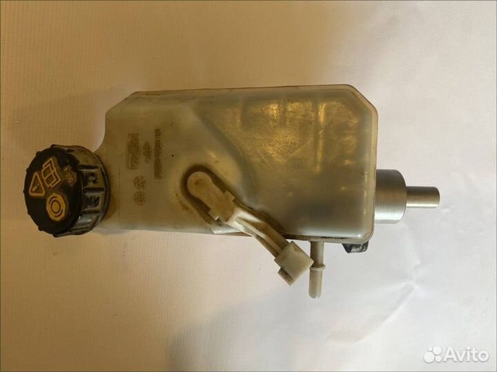 Главный тормозной цилиндр Ford Focus