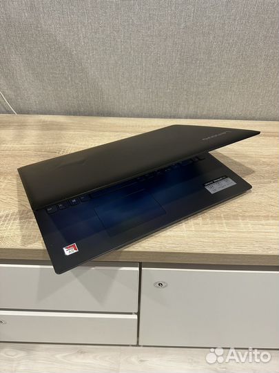 Мощный Современный Ноутбук Lenovo