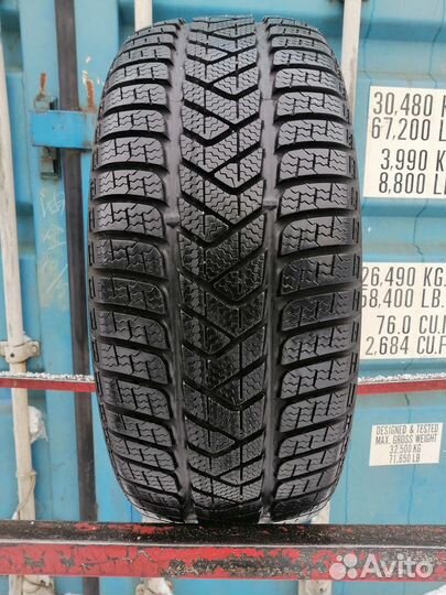 Pirelli Winter Sottozero 3 225/40 R18