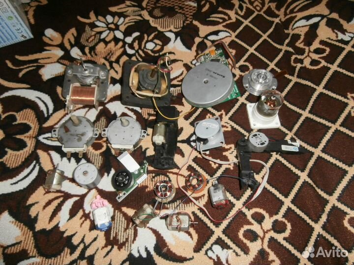 Маленькие электродвигатели