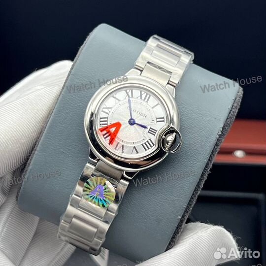 Женские часы Cartier Ballon Blue de Cartier