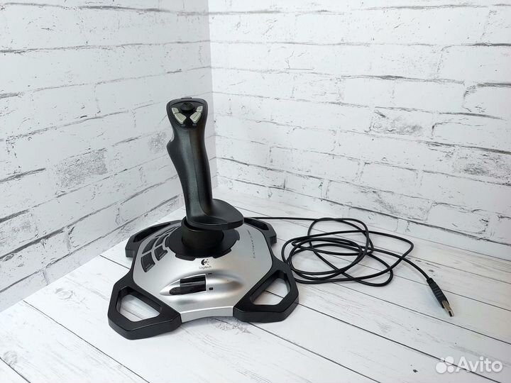 Джойстик Logitech extreme 3D PRO