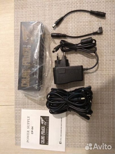 Блок питания для гитарной педали со всеми проводам