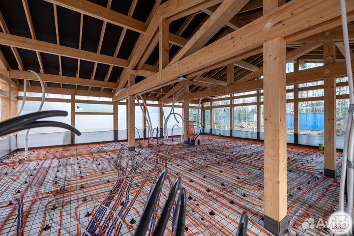 Мокрая стяжка с тёплым полом в загородном доме