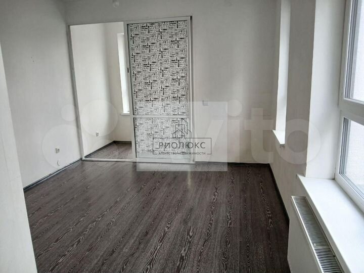 2-к. квартира, 64 м², 8/10 эт.