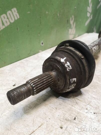 Полуось передняя левая Ауди 80 90 Б3