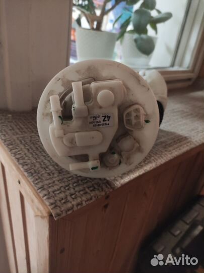 Насос топливный электрический Toyota Auris (E150)