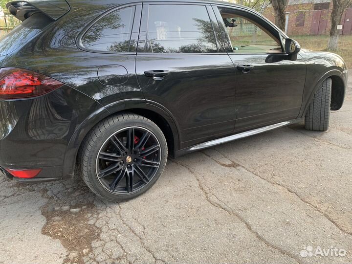 Porsche Cayenne GTS 4.8 AT, 2012, 190 000 км