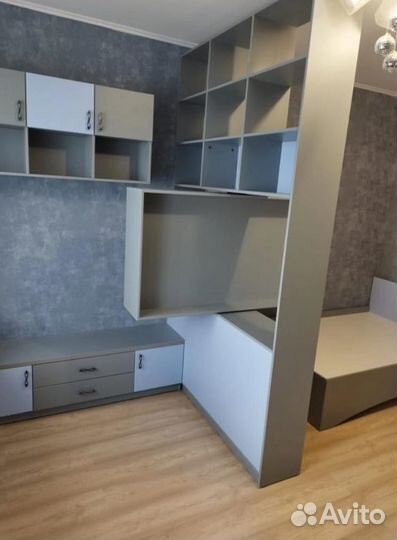 Рабочая зона у окна