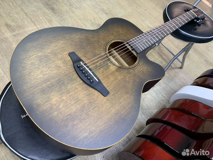 Гитара акустическая массив