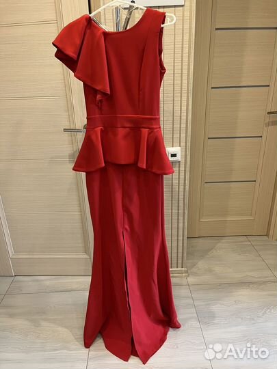 Вечернее платье в пол 42