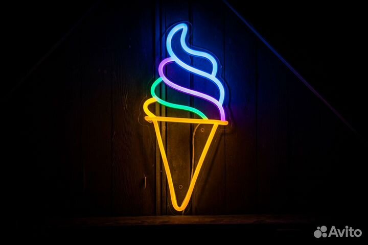 Неоновая вывеска мороженоес гарантией
