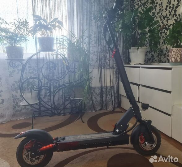 Электросамокат kugoо м4 pro бу 11ah почти новый