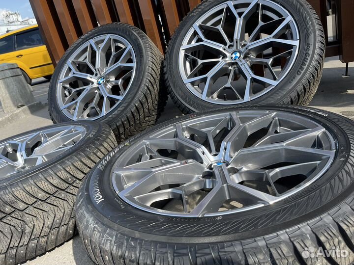 R20 Pirelli Ice Zero 2 245/45, PCD 5x112 DIA 66.6