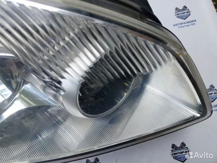 Фара правая Nissan Qashqai J10