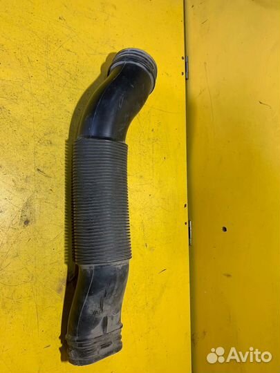 Патрубок воздуховода Volkswagen Polo 2010-2018