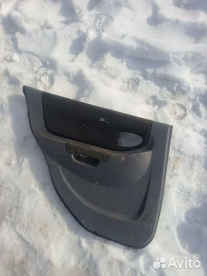 Обшивка двери задней левой Hyundai Accent