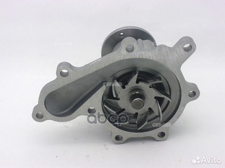 Помпа водяная Nissan gwn-84a GMB