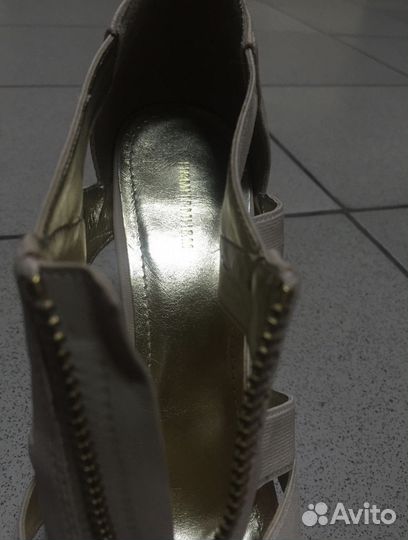 Босоножки H&M новые