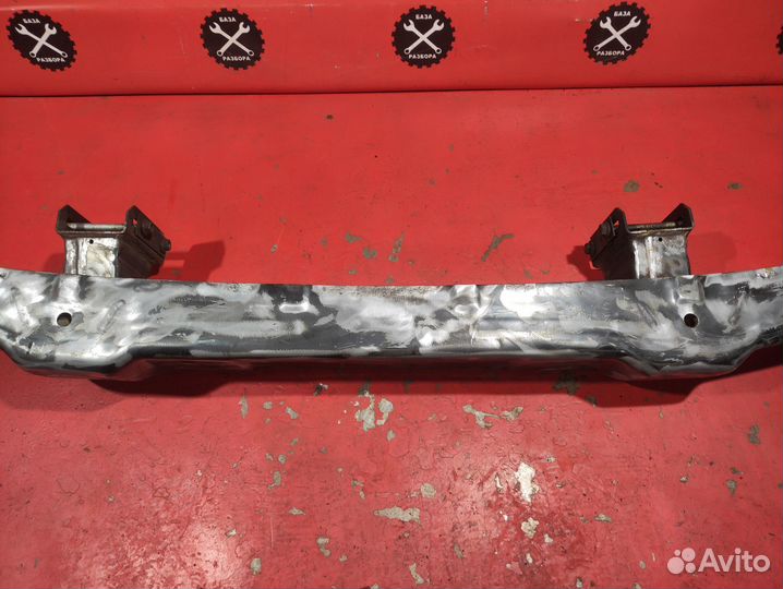 Усилитель перед. бампера Range Rover II 1994-2002