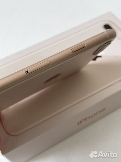 iPhone 8 Plus, 64 ГБ