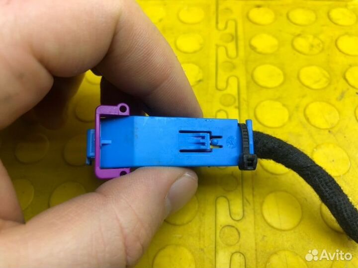 Разъем Skoda Octavia cwva 2017