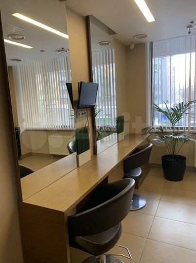 Парикмахерский зал 23 м²