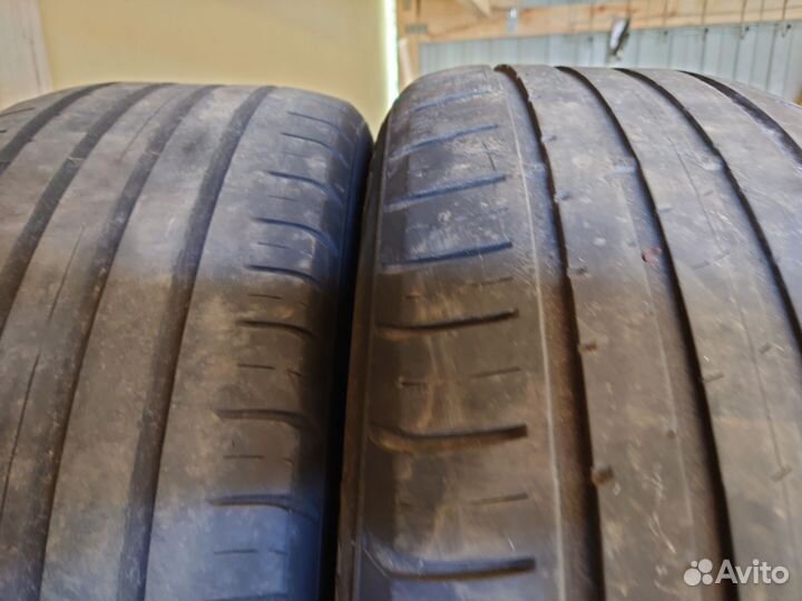 Kumho Ecsta HS51 225/55 R17