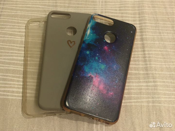 Чехлы на телефон