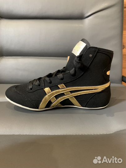 Боцовки asics