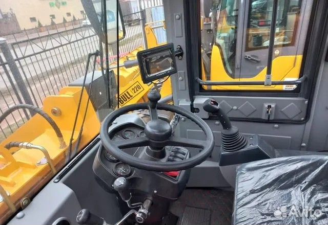 Фронтальный погрузчик Bull SL300, 2024